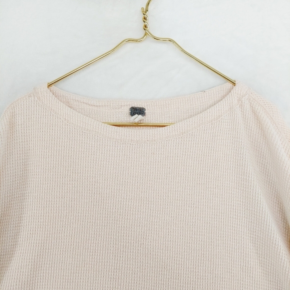Free People We the Free Blossom Thermal  Light Pink Boho Oversized Top P1678 - Picture 3 of 10